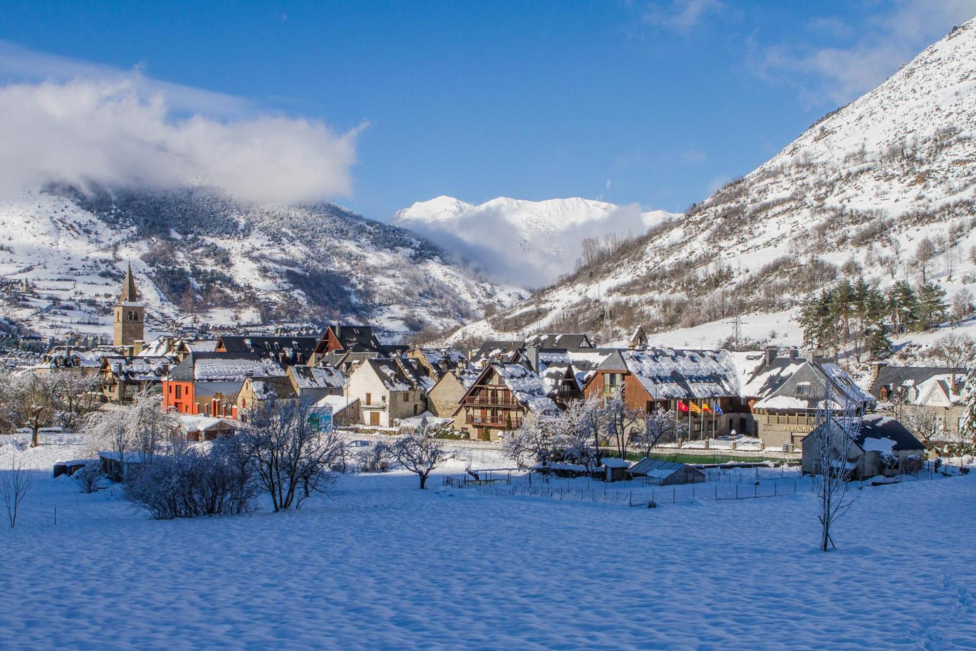 Gran Chalet Hotel & Petit Spa 维耶拉 外观 照片