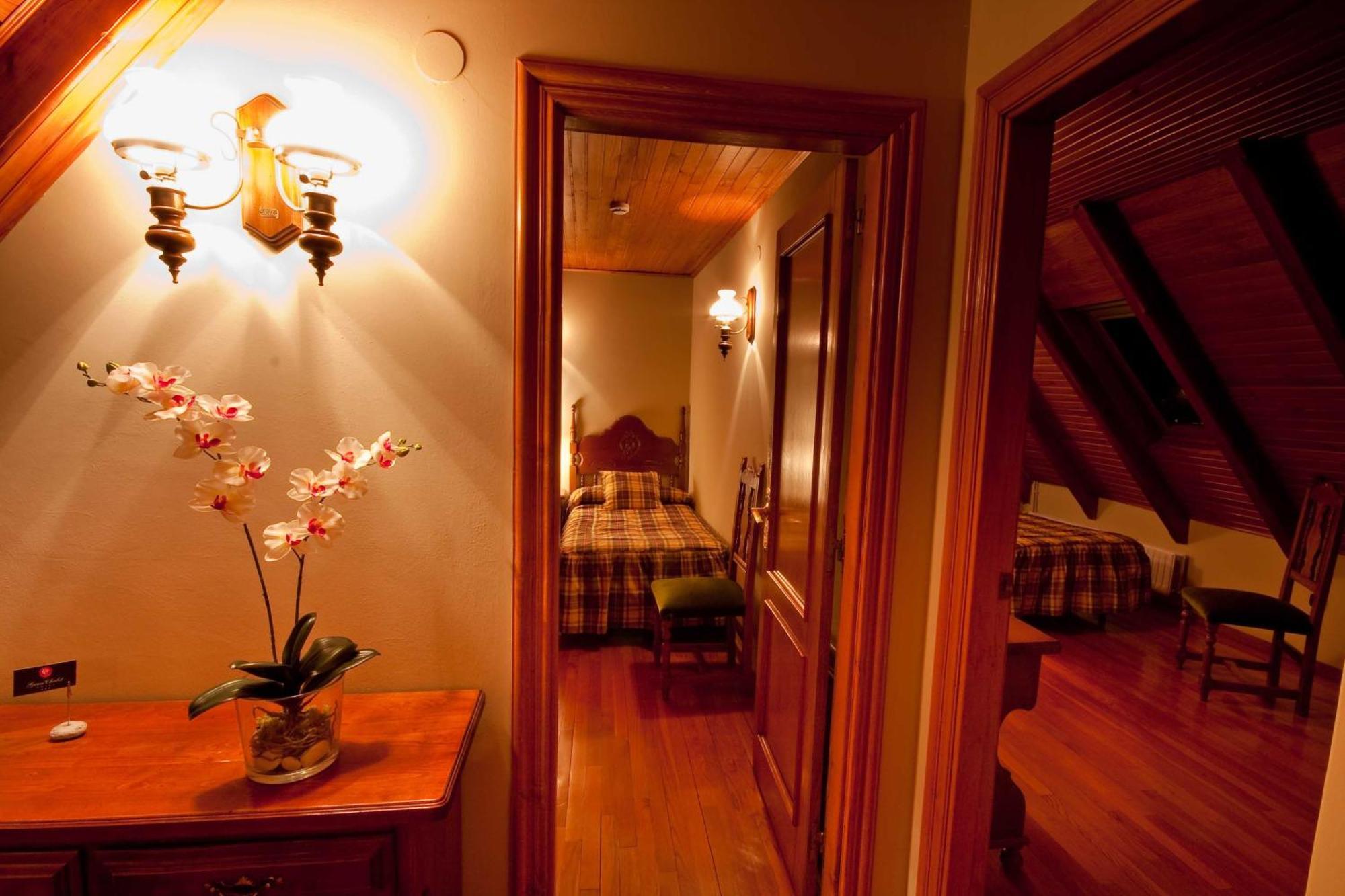 Gran Chalet Hotel & Petit Spa 维耶拉 客房 照片