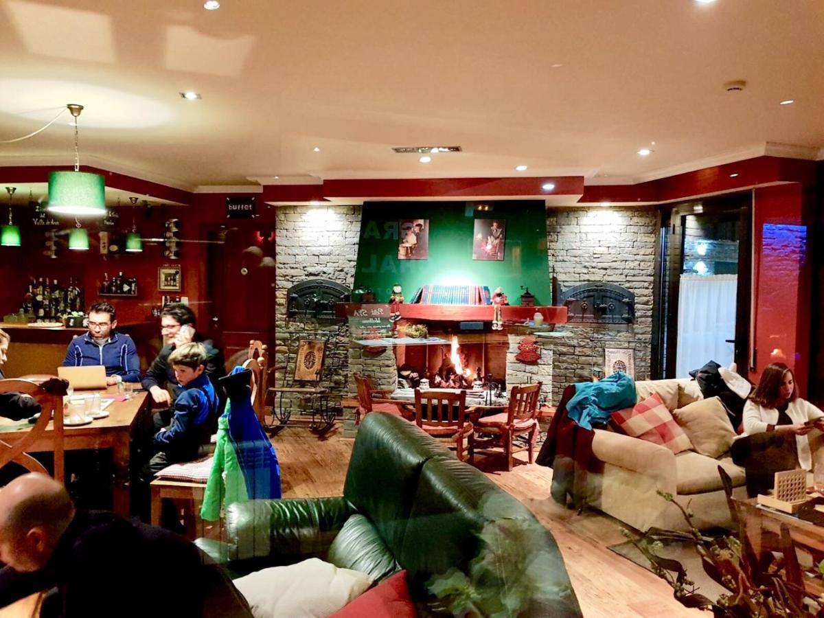 Gran Chalet Hotel & Petit Spa 维耶拉 外观 照片
